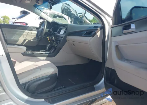 2016 Hyundai Sonata Sport from USA, damaged, VIN 5NPE34AFXGH425388